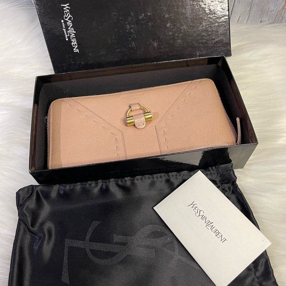 YVES SAINT LAURENT muse leather zip wallet in tan - Picture 16 of 16